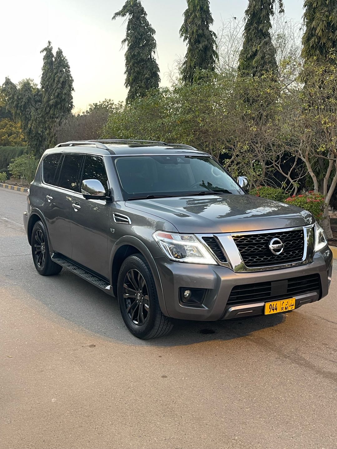 Car Image 2019 NISSAN ARMADA 