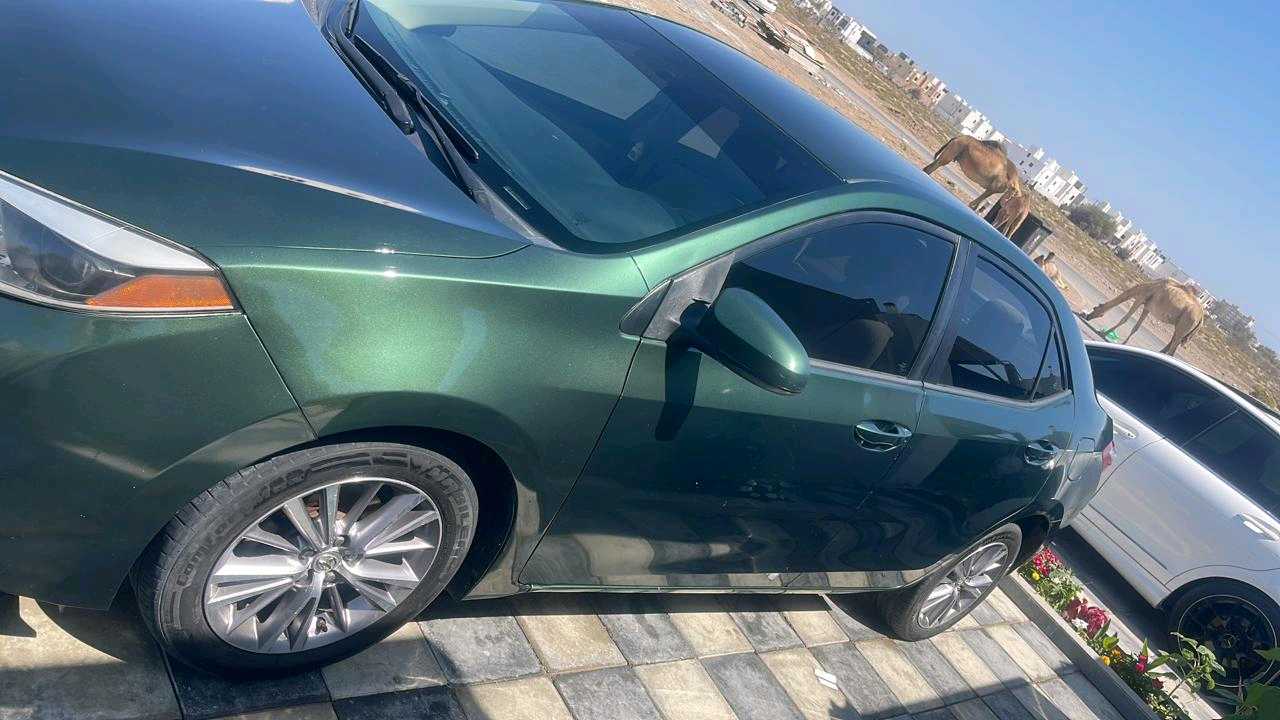 تويوتا كورولا 2015