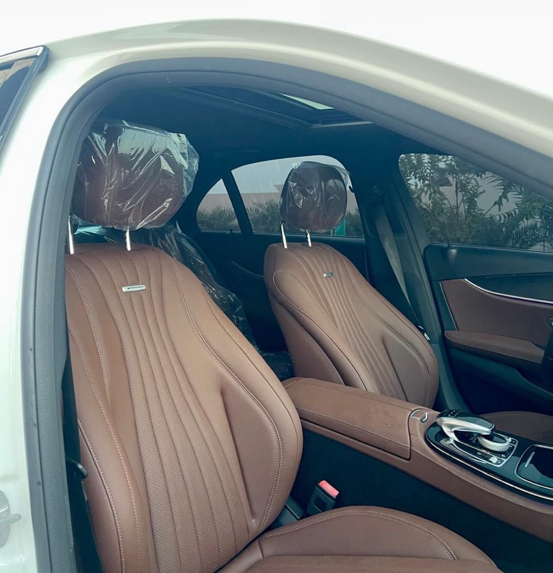 Car Image 2017 MERCEDES E Class 300