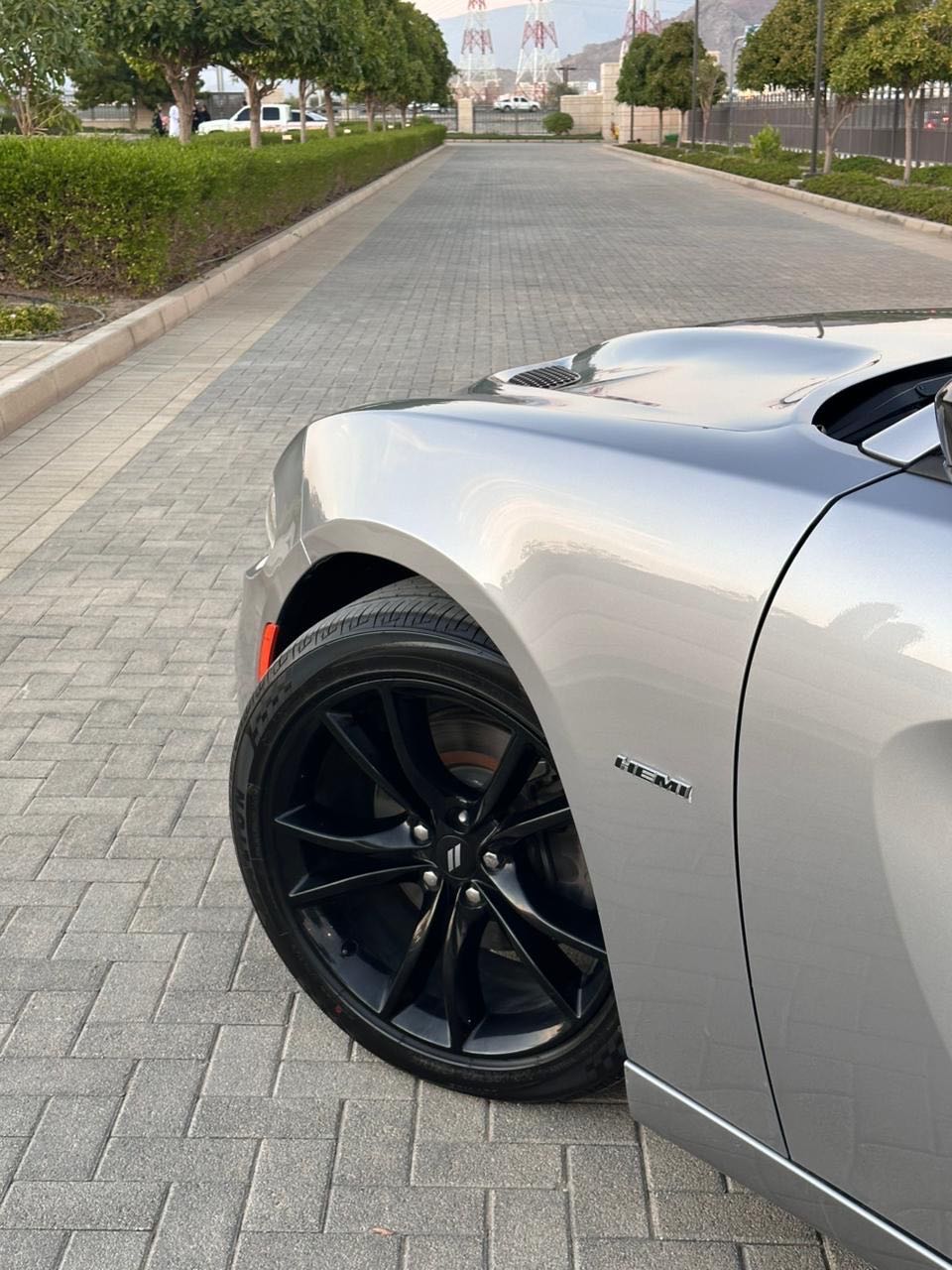 Car Image 2018 DODGE CHARGER R/T