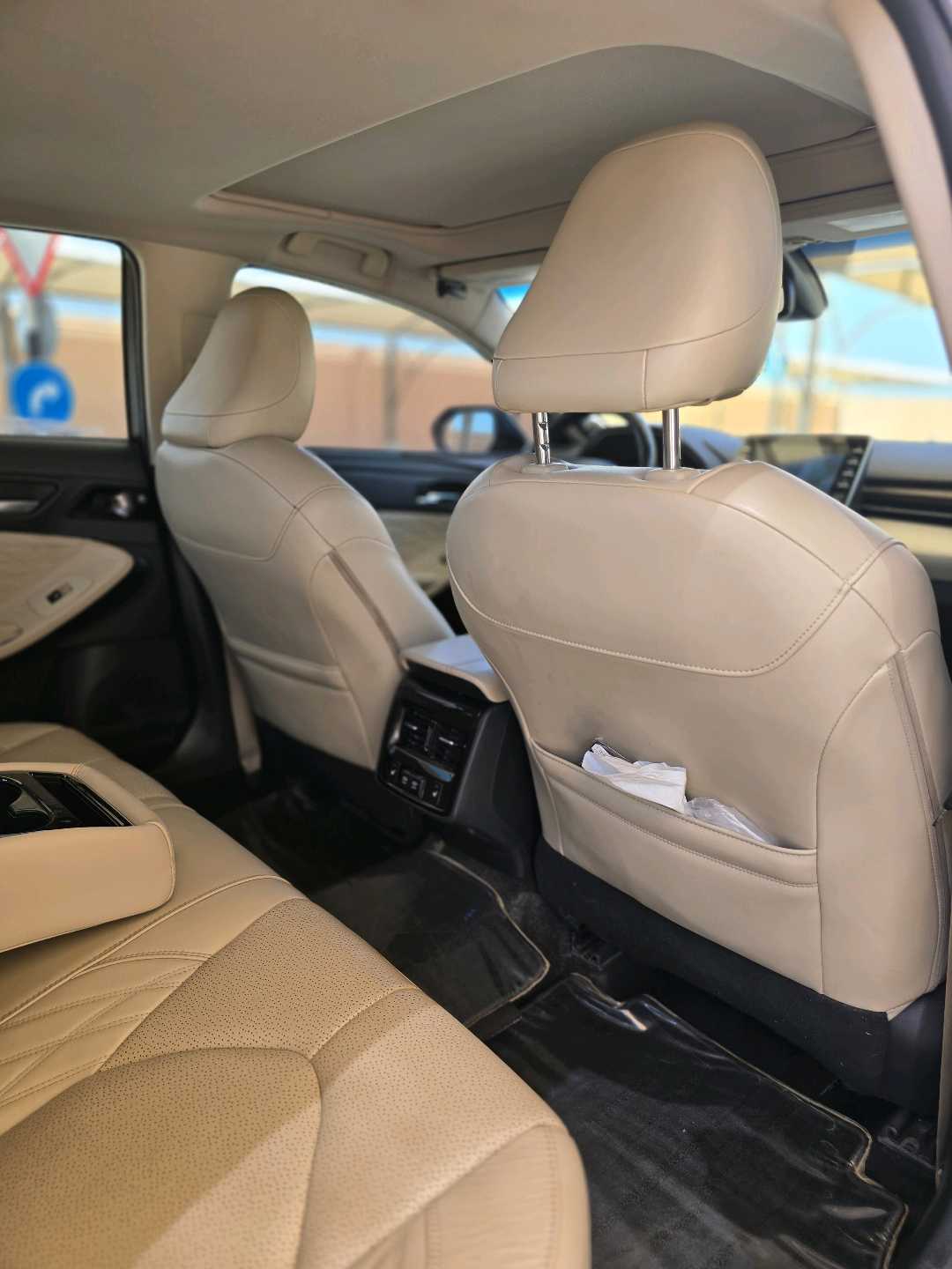 Car Image 2019 TOYOTA AVALON LIMITED