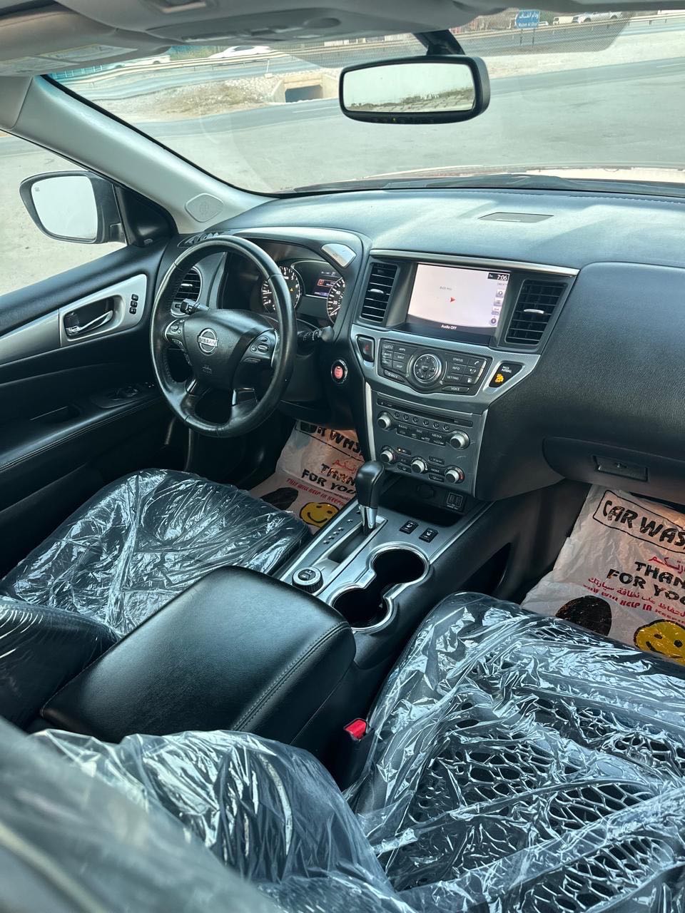 Car Image 2018 NISSAN PATHFINDER SL