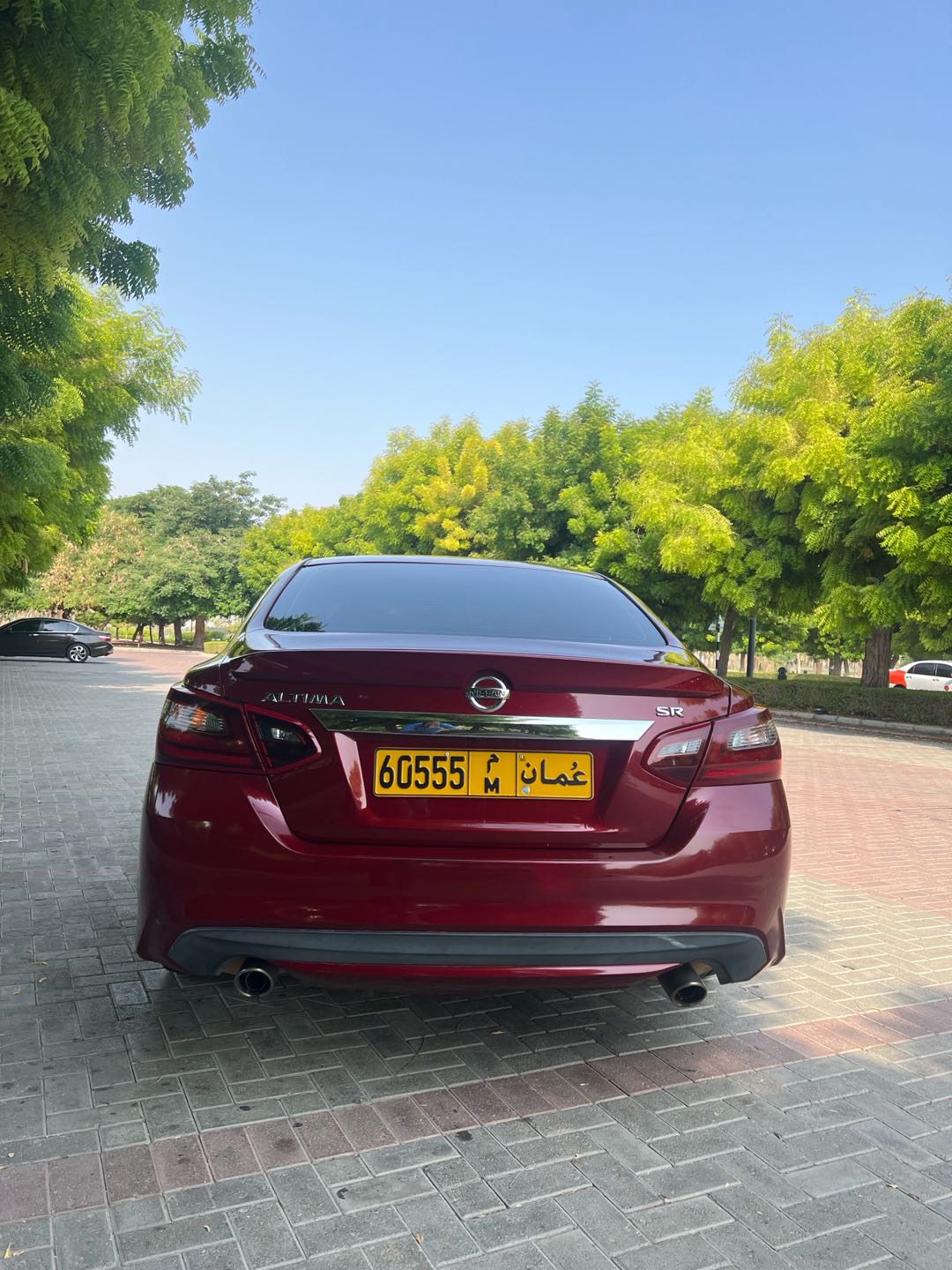 Car Image 2018 NISSAN ALTIMA SR