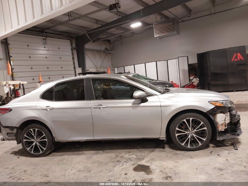 Car Image 2018 TOYOTA CAMRY