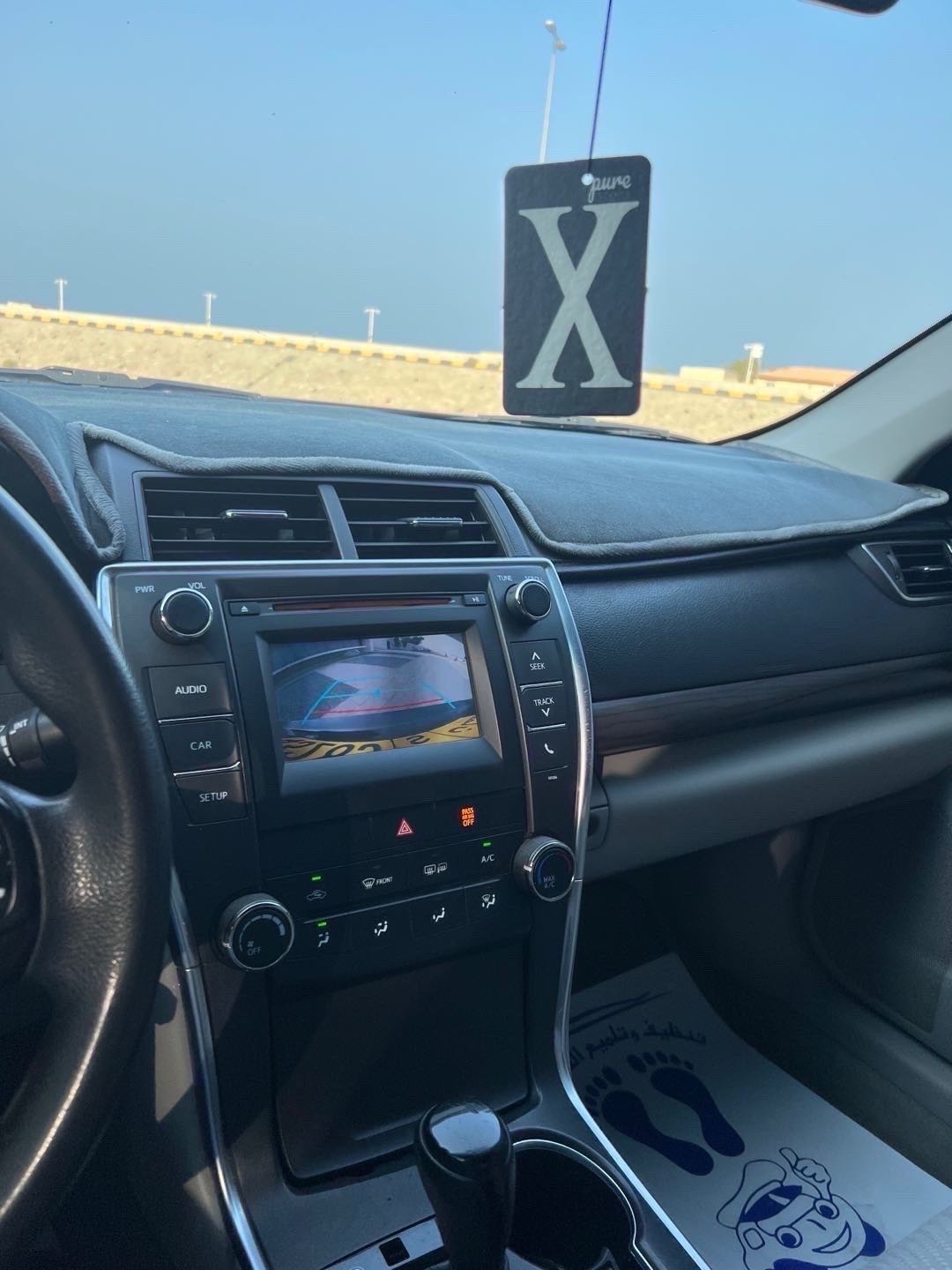 Car Image 2016 TOYOTA CAMRY SE