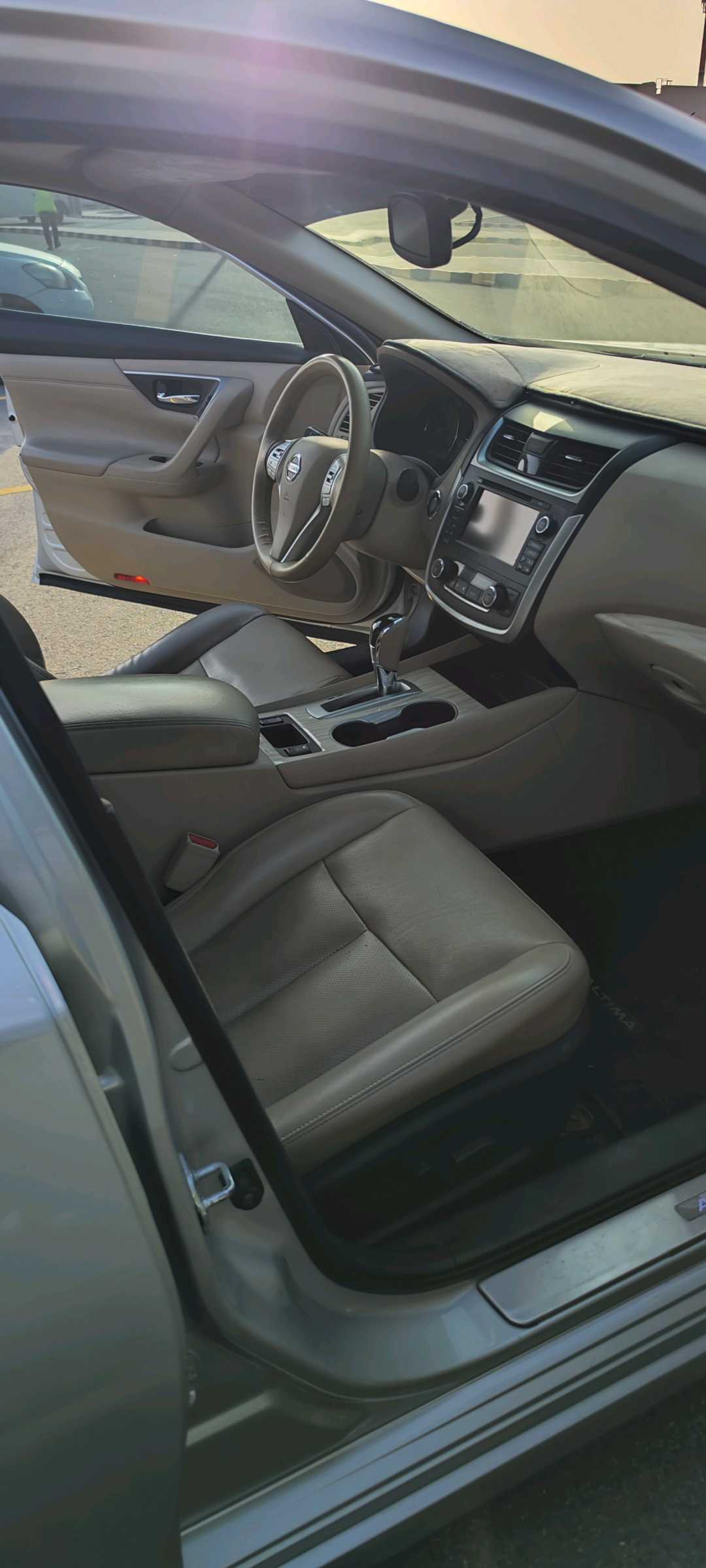 Car Image 2016 NISSAN ALTIMA SL