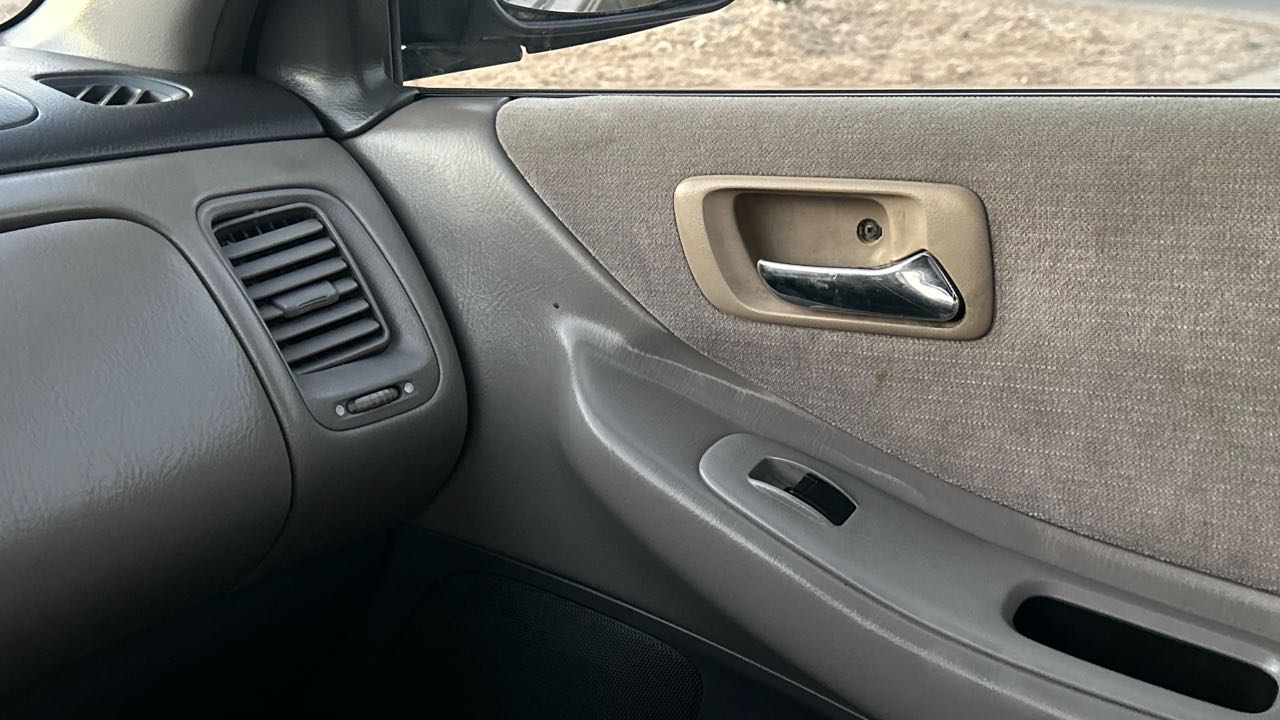 Car Image 1999 HONDA ACCORD 