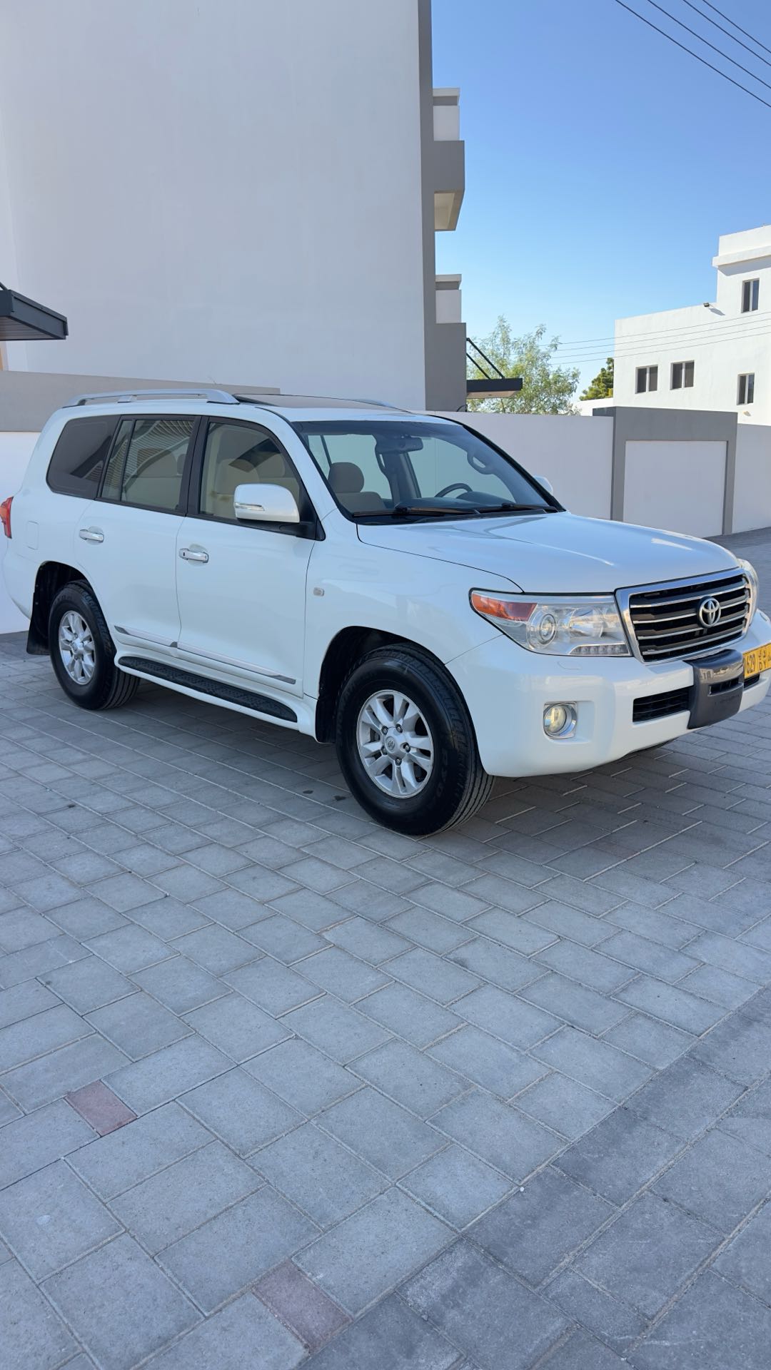 Car Image 2009 TOYOTA LAND CRUISER GX.R