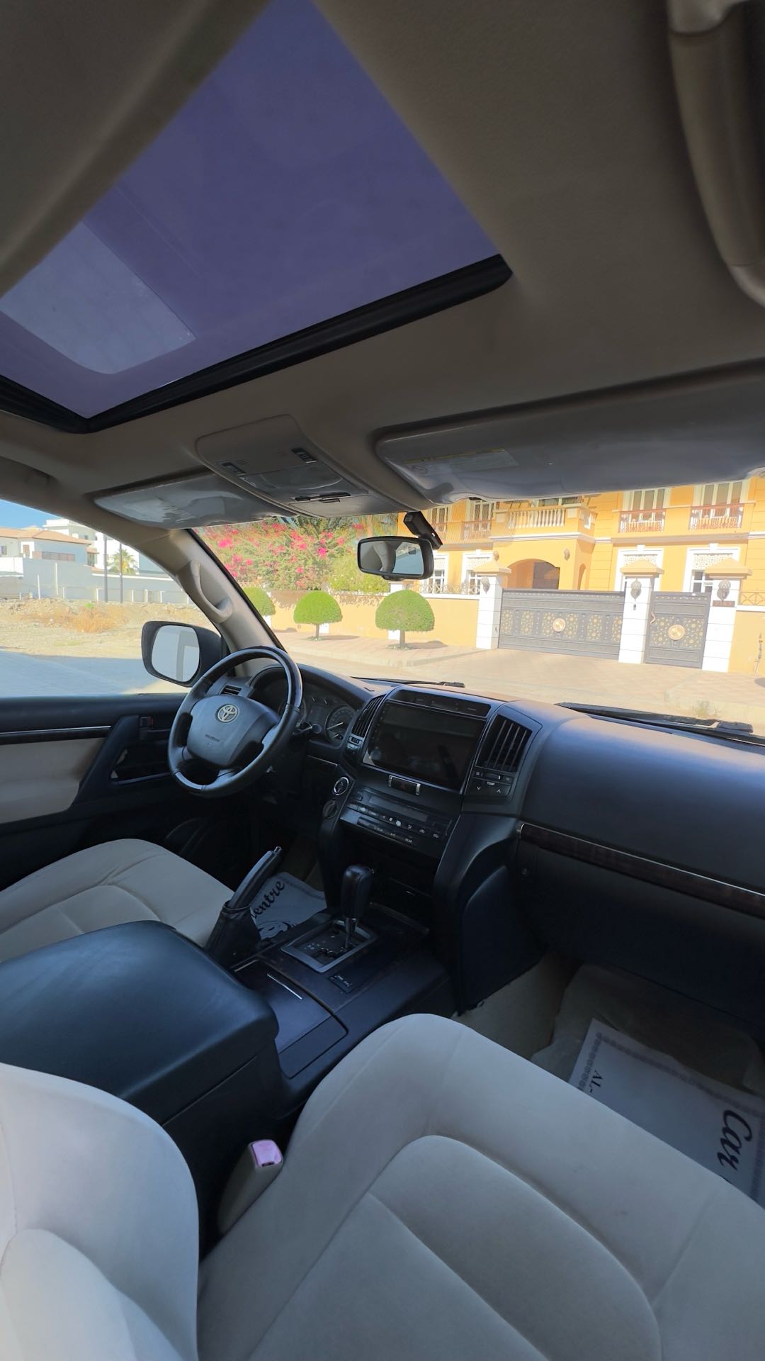 Car Image 2009 TOYOTA LAND CRUISER GX.R