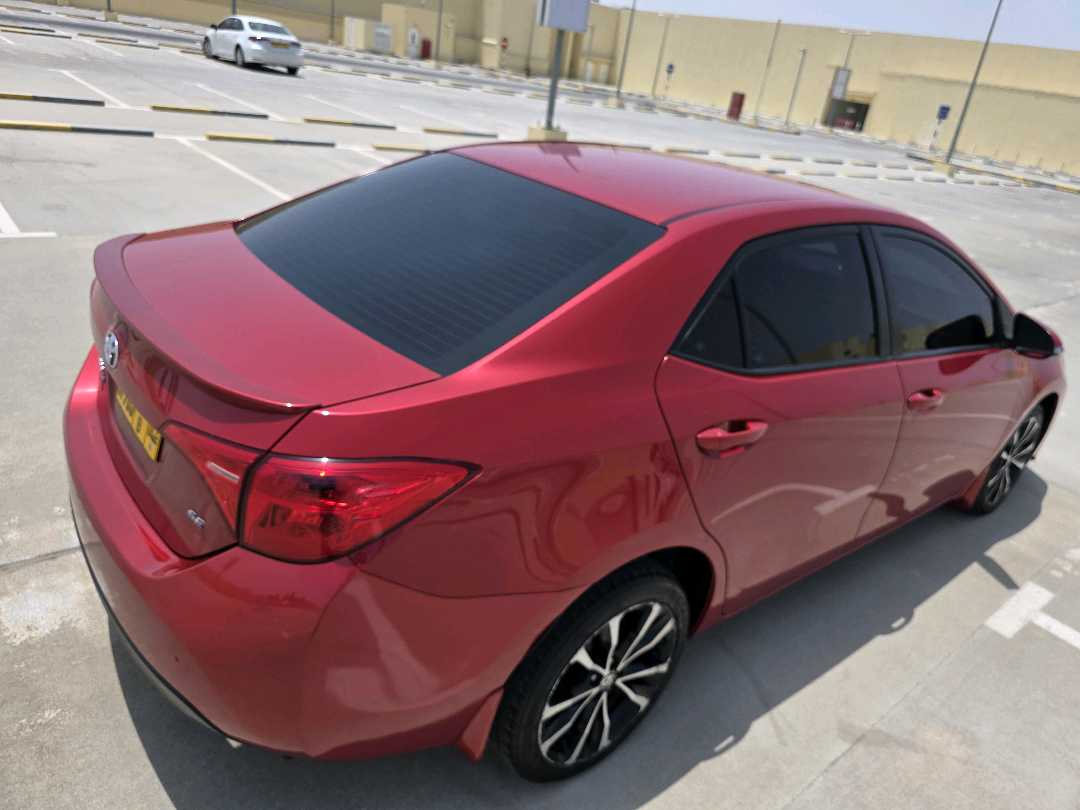 Car Image 2017 TOYOTA COROLLA SE