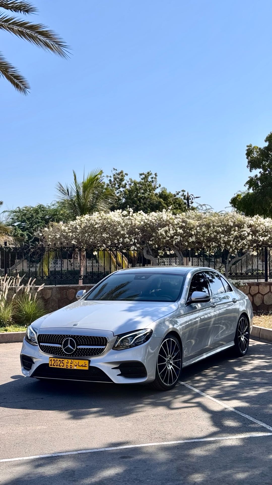 Car Image 2017 MERCEDES E Class 300