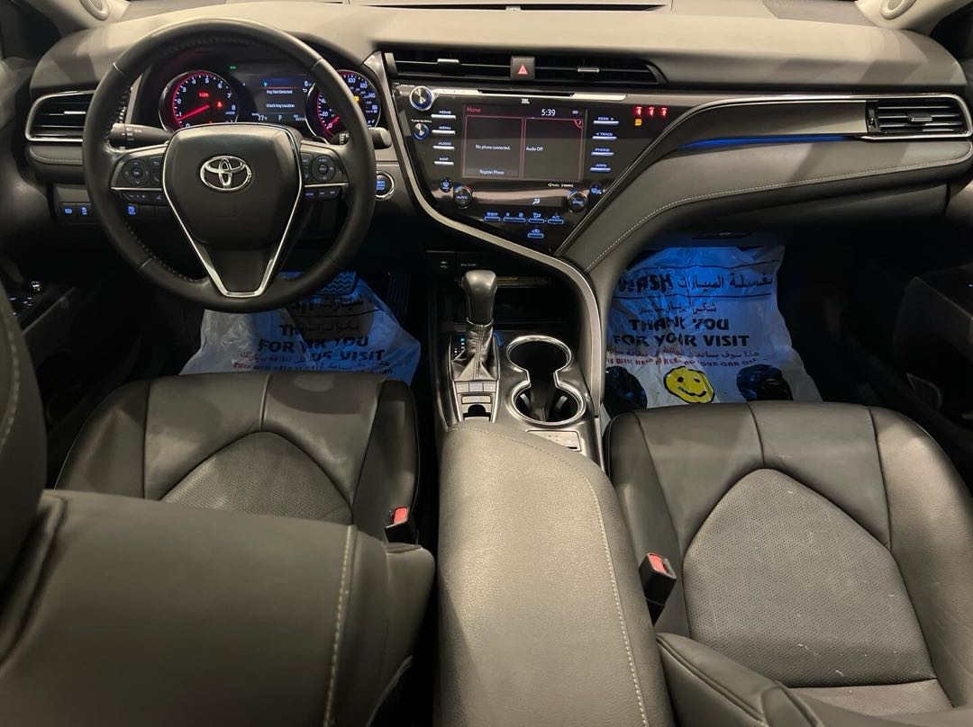 Car Image 2019 TOYOTA CAMRY XSE