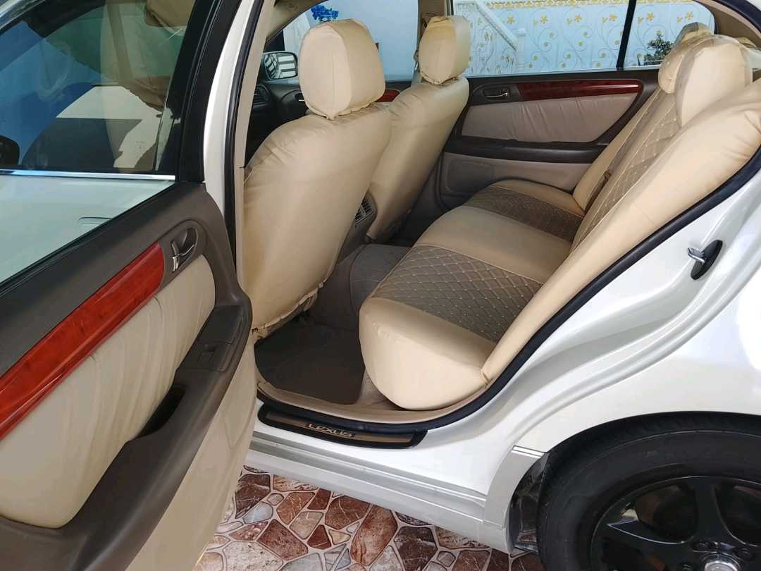 Car Image 2002 LEXUS GS 300