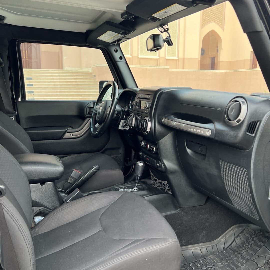 Car Image 2017 JEEP WRANGLER Willys