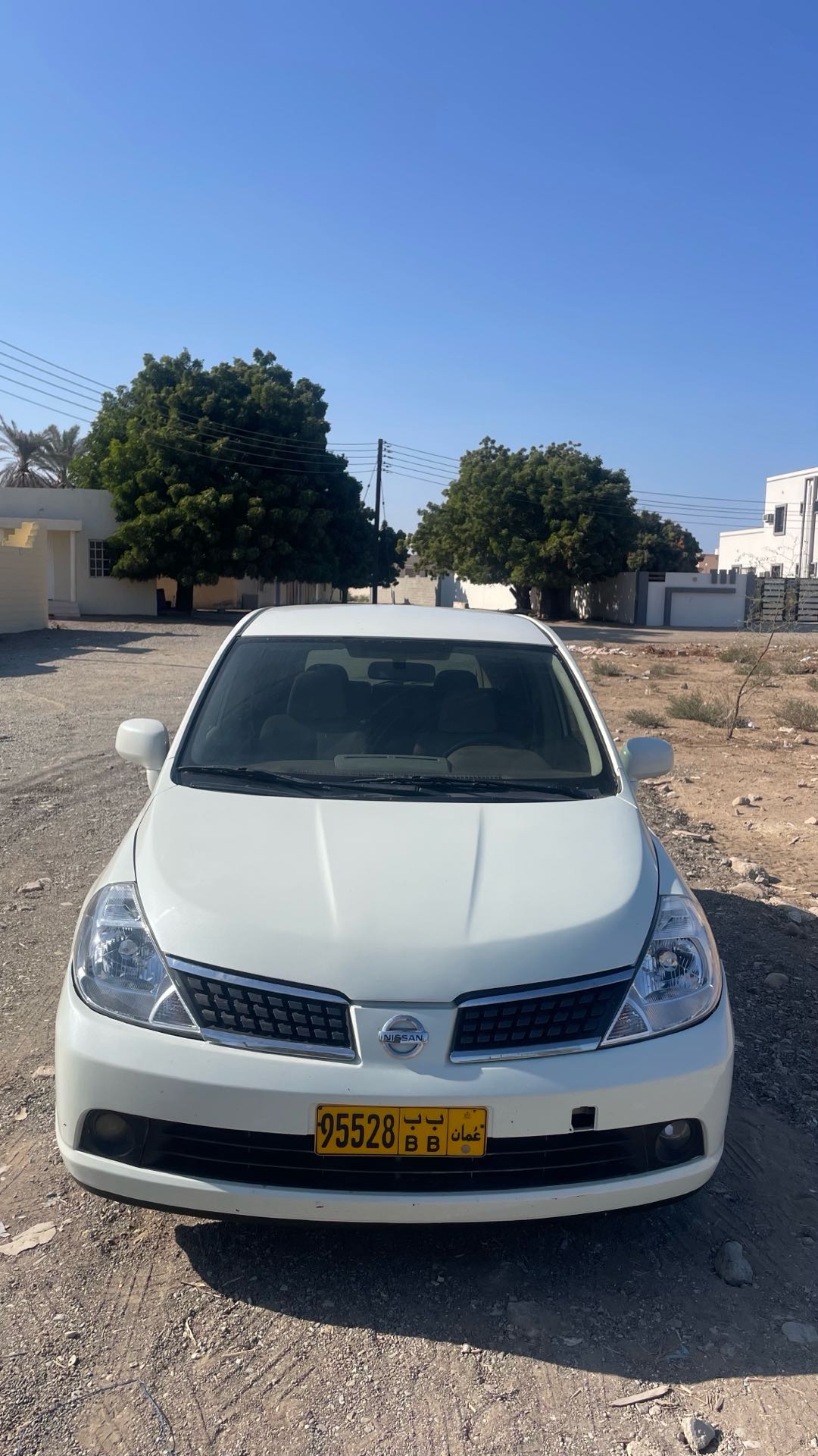 نيسان تيدا 2008