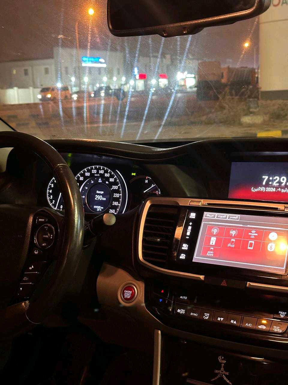 Car Image 2017 HONDA ACCORD TOURING