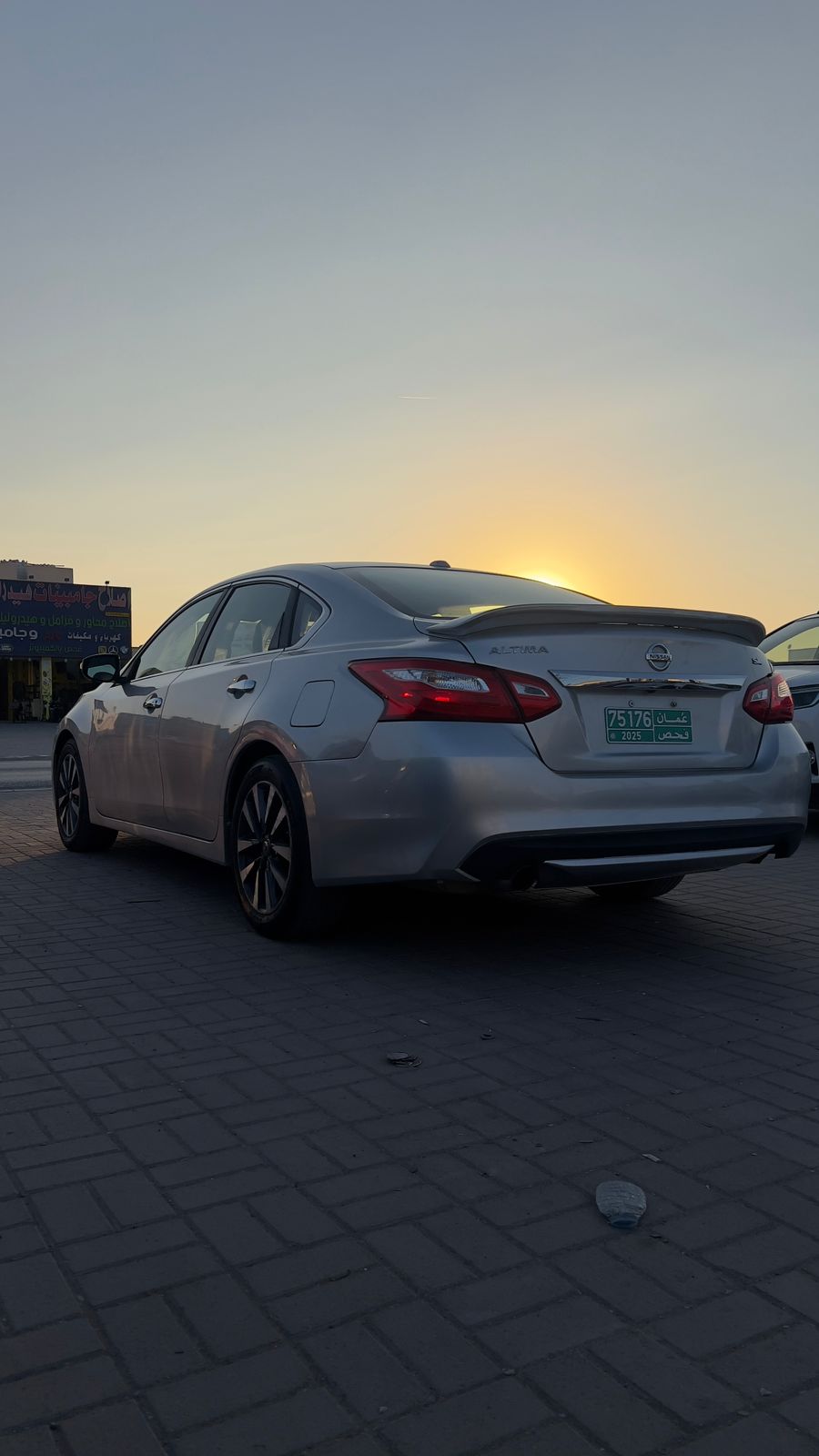 Car Image 2017 NISSAN ALTIMA SL