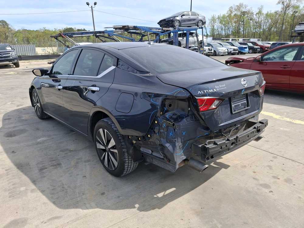 Car Image 2019 NISSAN ALTIMA