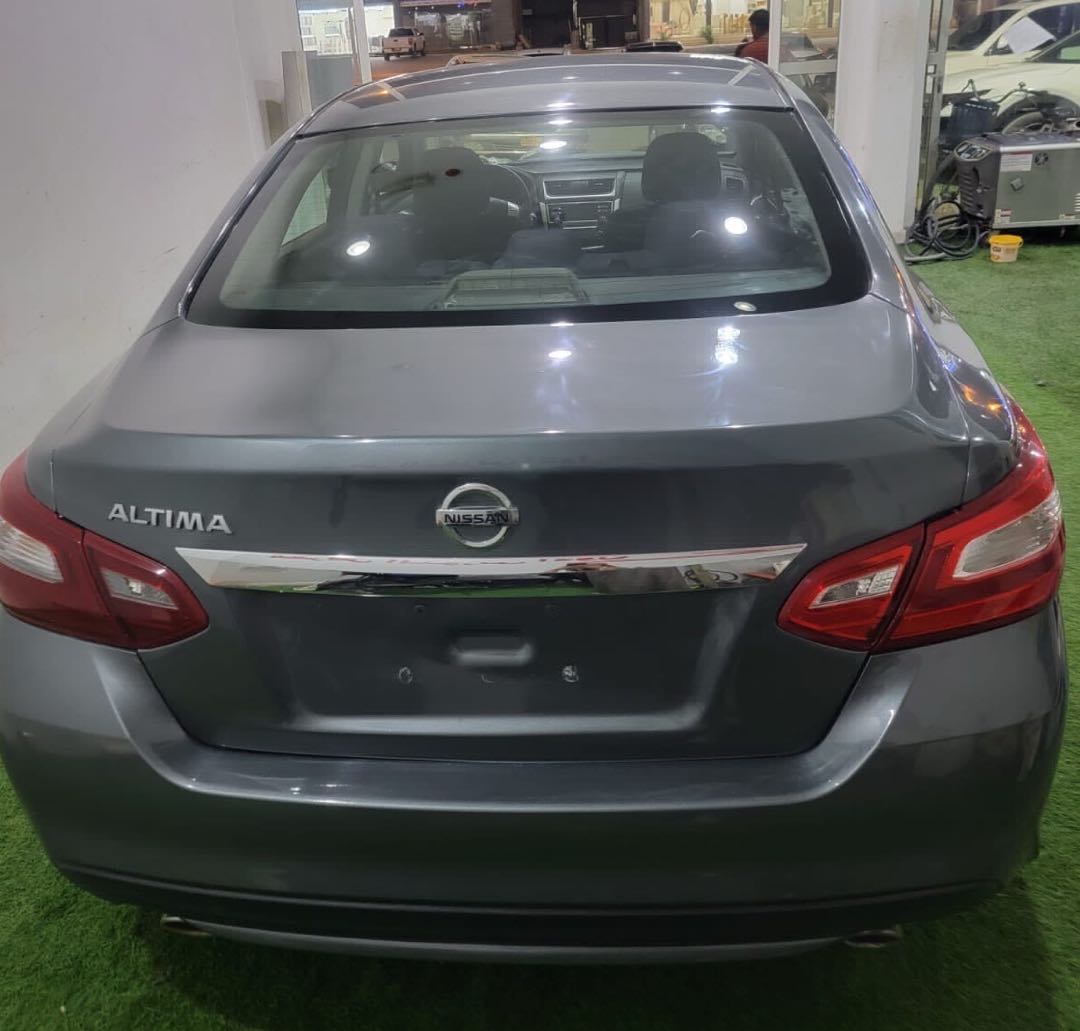 Car Image 2018 NISSAN ALTIMA S