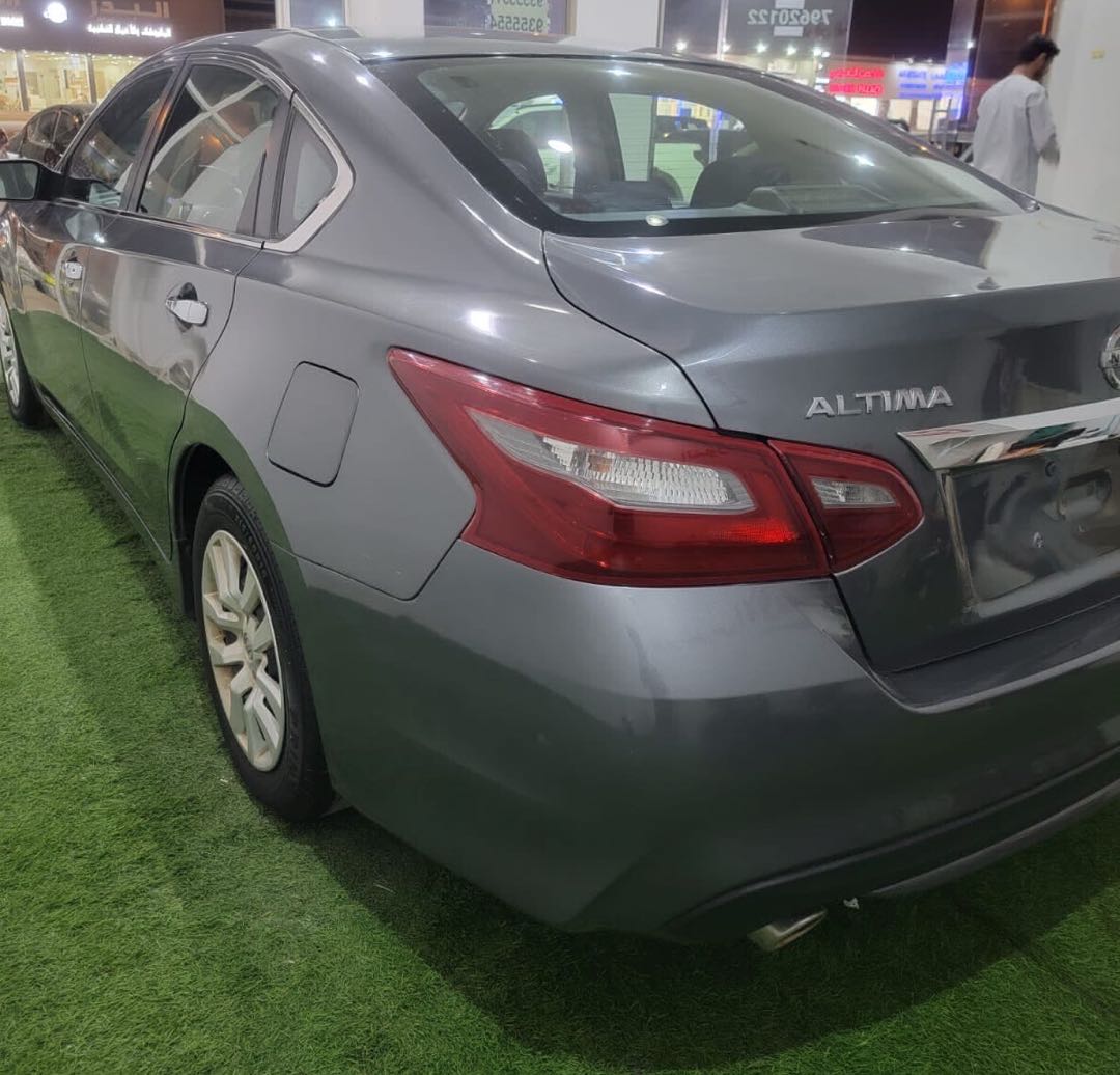 Car Image 2018 NISSAN ALTIMA S