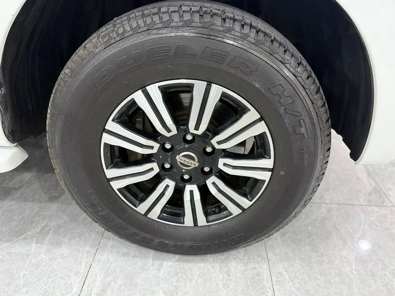 Car Image 2020 NISSAN PATROL 