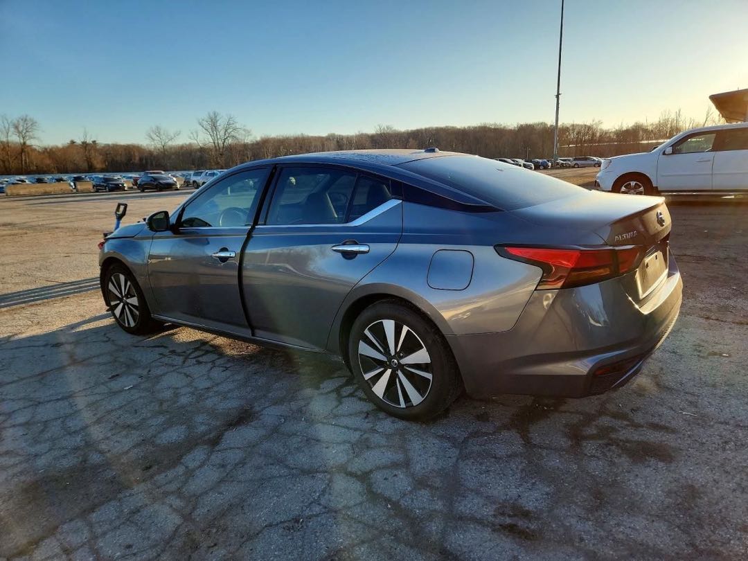 Car Image 2019 NISSAN ALTIMA