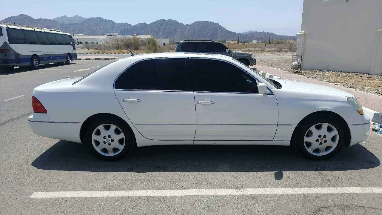 Car Image 2001 LEXUS LS 430