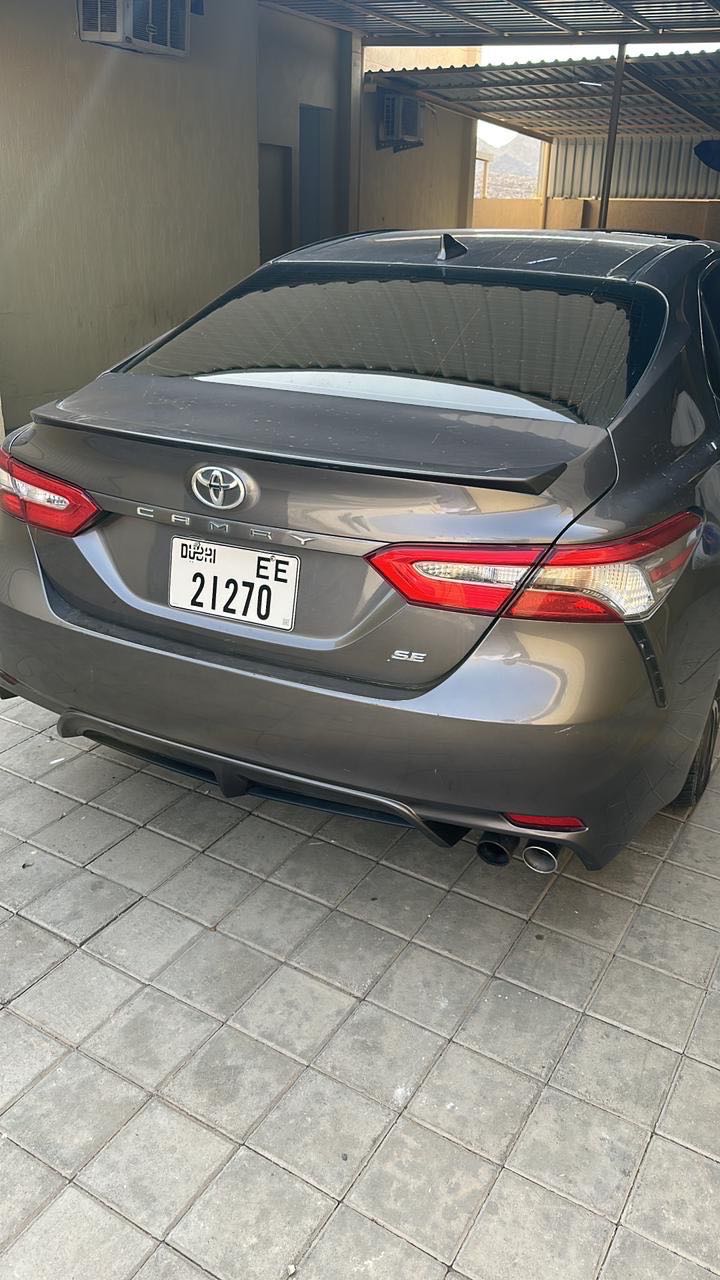 Car Image 2019 TOYOTA CAMRY SE