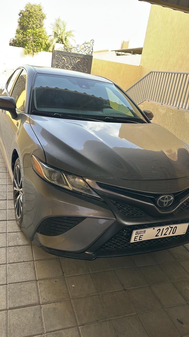 Car Image 2019 TOYOTA CAMRY SE