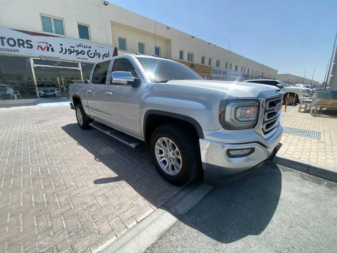 Car Image 2016 GMC SIERRA DENALI