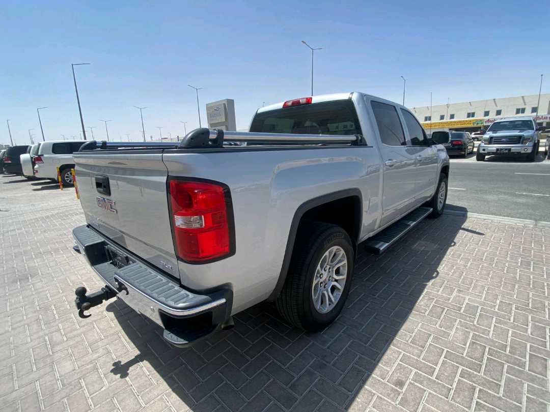 Car Image 2016 GMC SIERRA DENALI