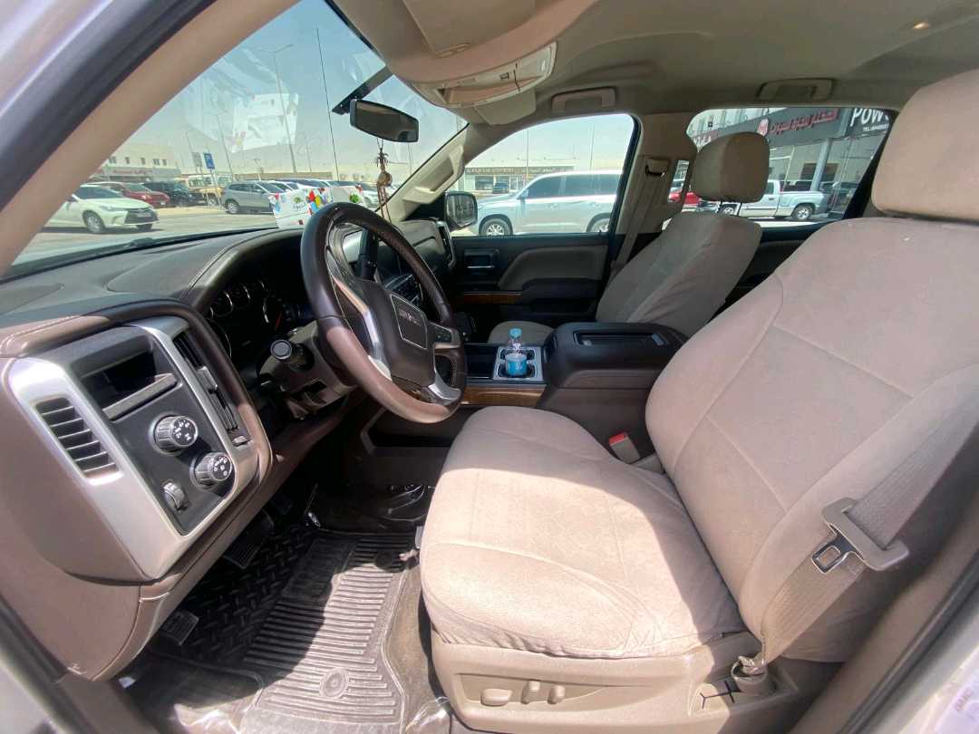 Car Image 2016 GMC SIERRA DENALI
