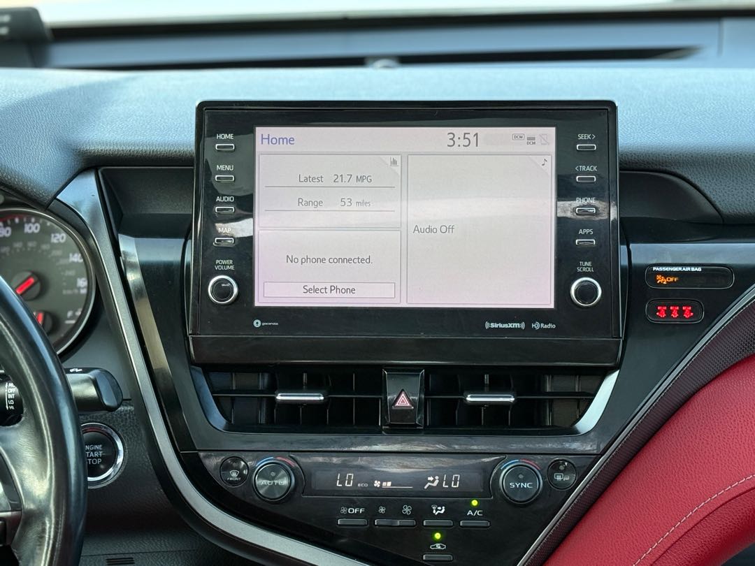 Car Image 2022 TOYOTA CAMRY XSE