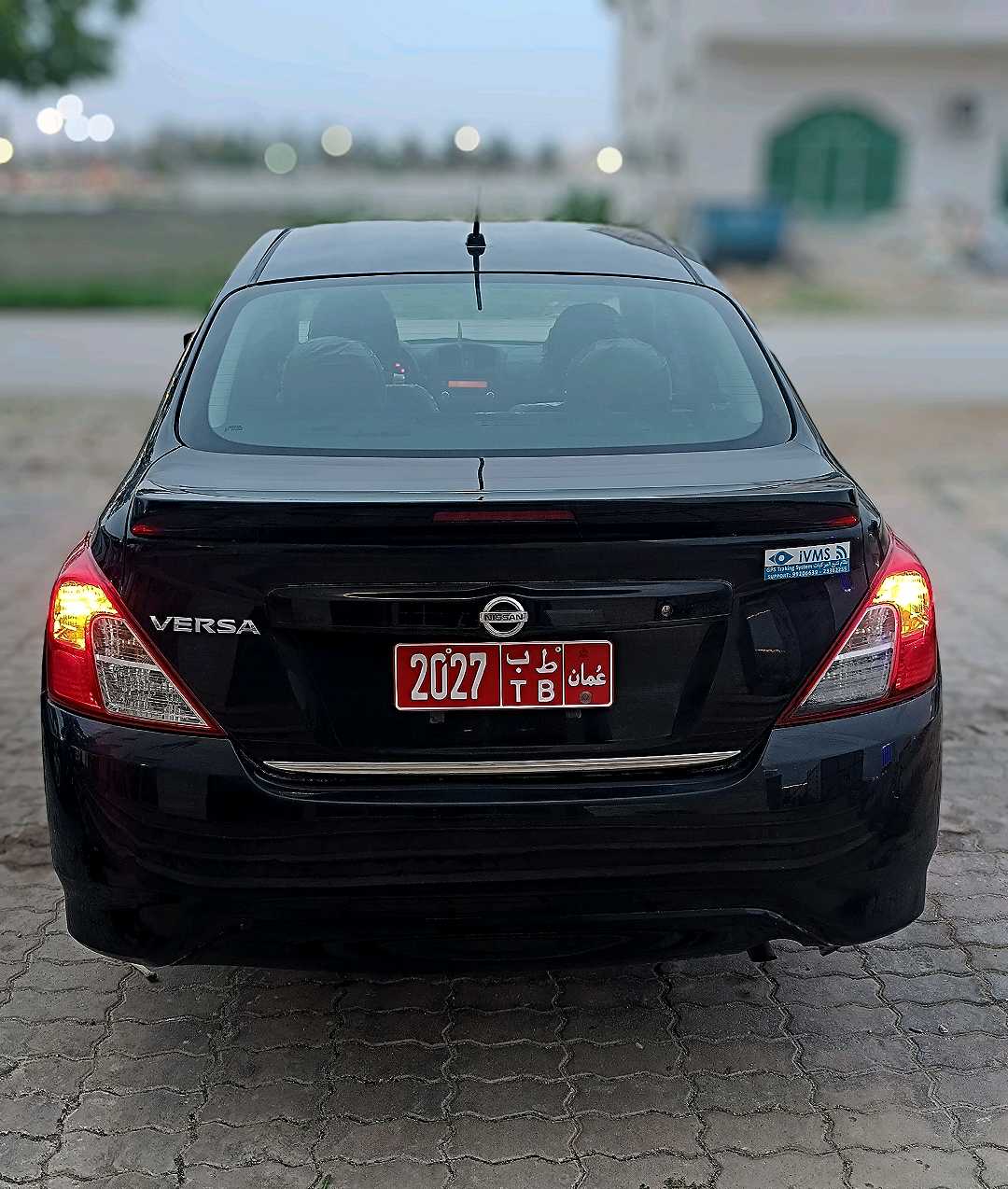 NISSAN SUNNY 2018