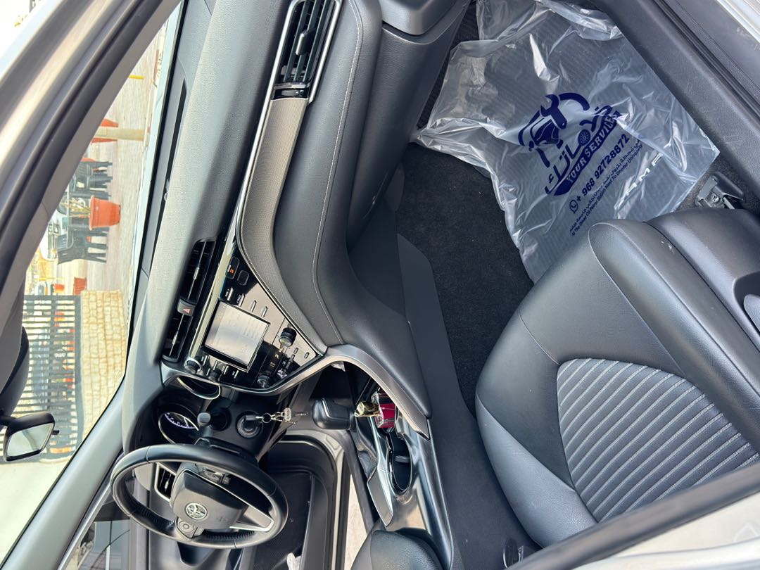 Car Image 2018 TOYOTA CAMRY SE