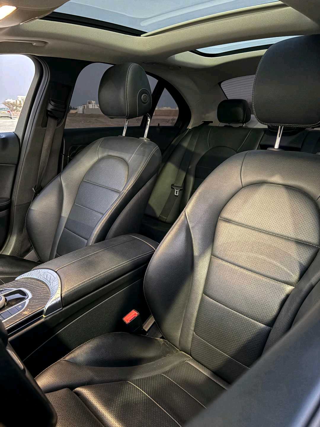 Car Image 2017 MERCEDES C Class 300