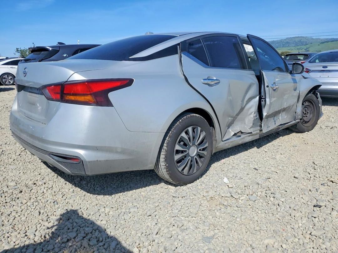 Car Image 2019 NISSAN ALTIMA