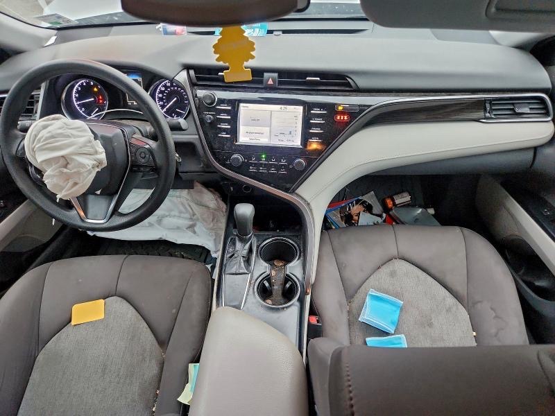 Car Image 2019 TOYOTA CAMRY