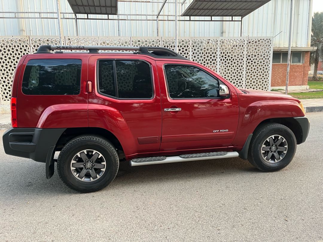 Car Image 2015 NISSAN XTERRA 
