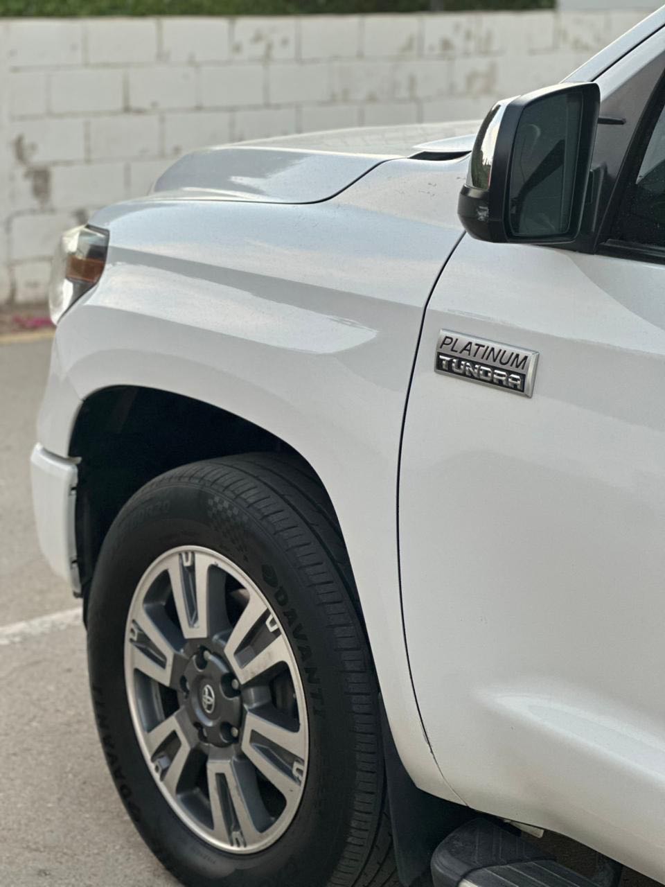 Car Image 2019 TOYOTA TUNDRA PLATINUM