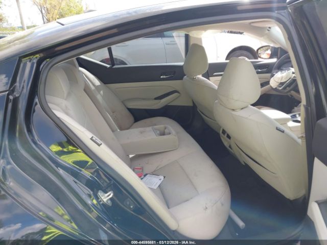 Car Image 2019 NISSAN ALTIMA