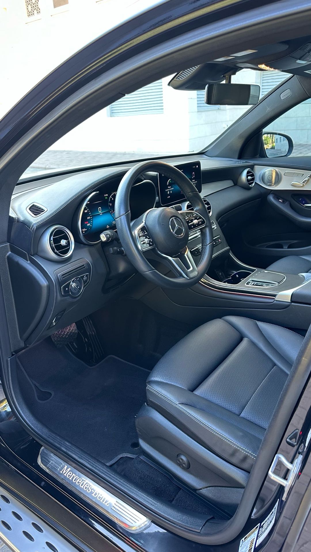 Car Image 2023 MERCEDES GLC CLASS 