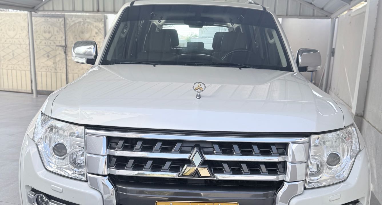 Car Image 2020 MITSUBISHI PAJERO 