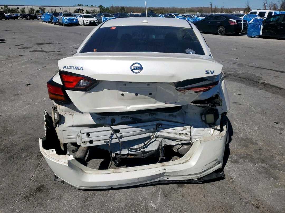 Car Image 2019 NISSAN ALTIMA