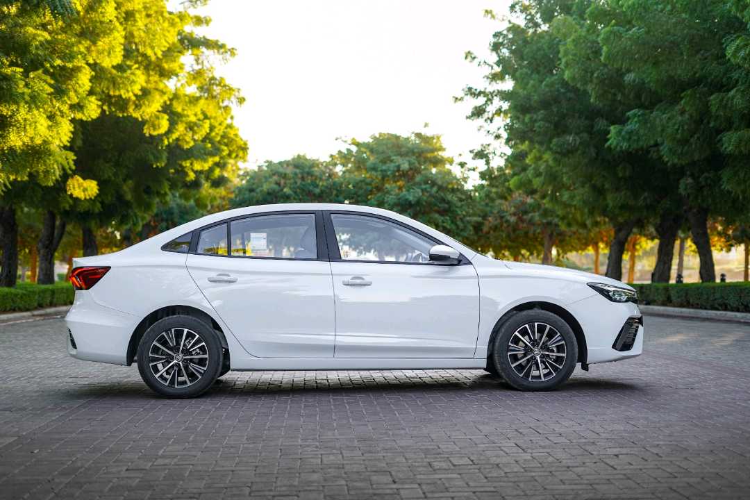 GEELY EMGRAND 2025