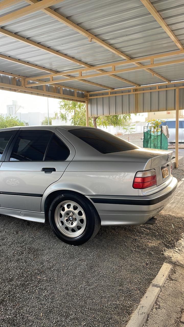 Car Image 1995 BMW 3 SERIES 328