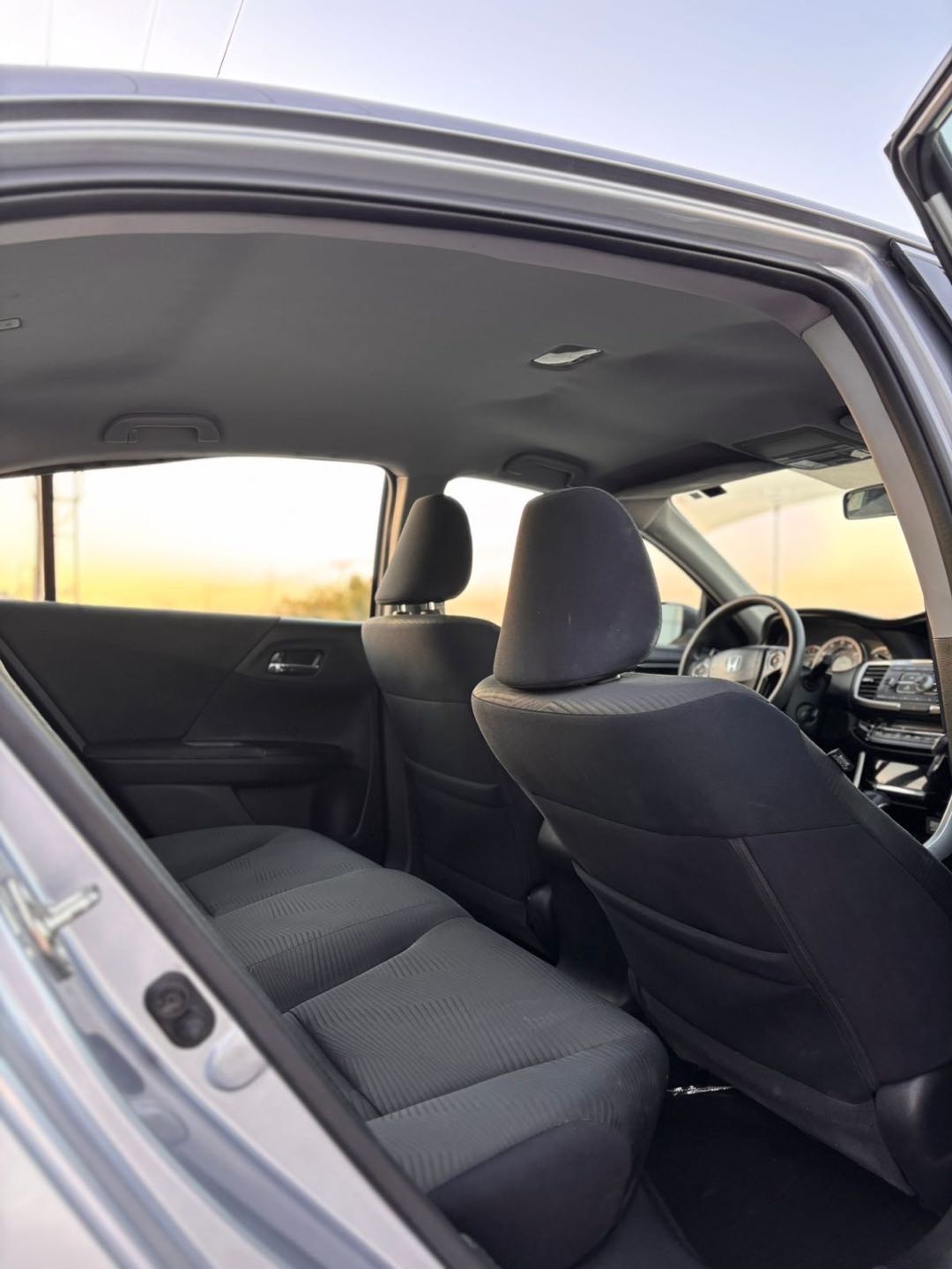 Car Image 2017 HONDA ACCORD LX