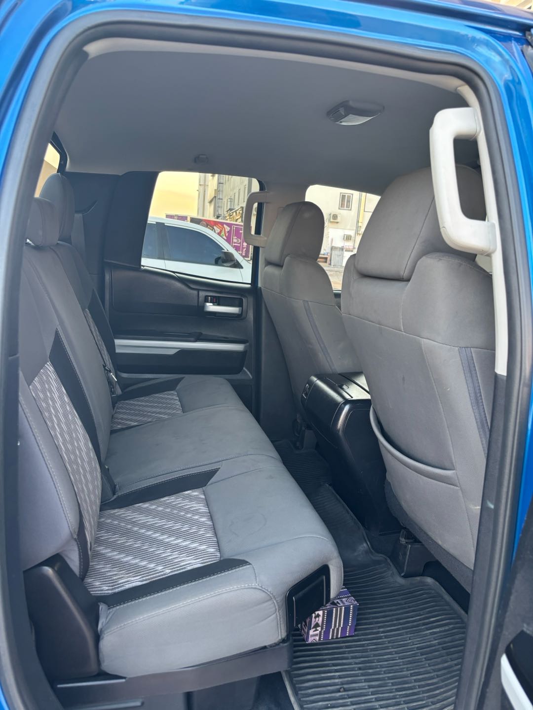 Car Image 2018 TOYOTA TUNDRA SR5