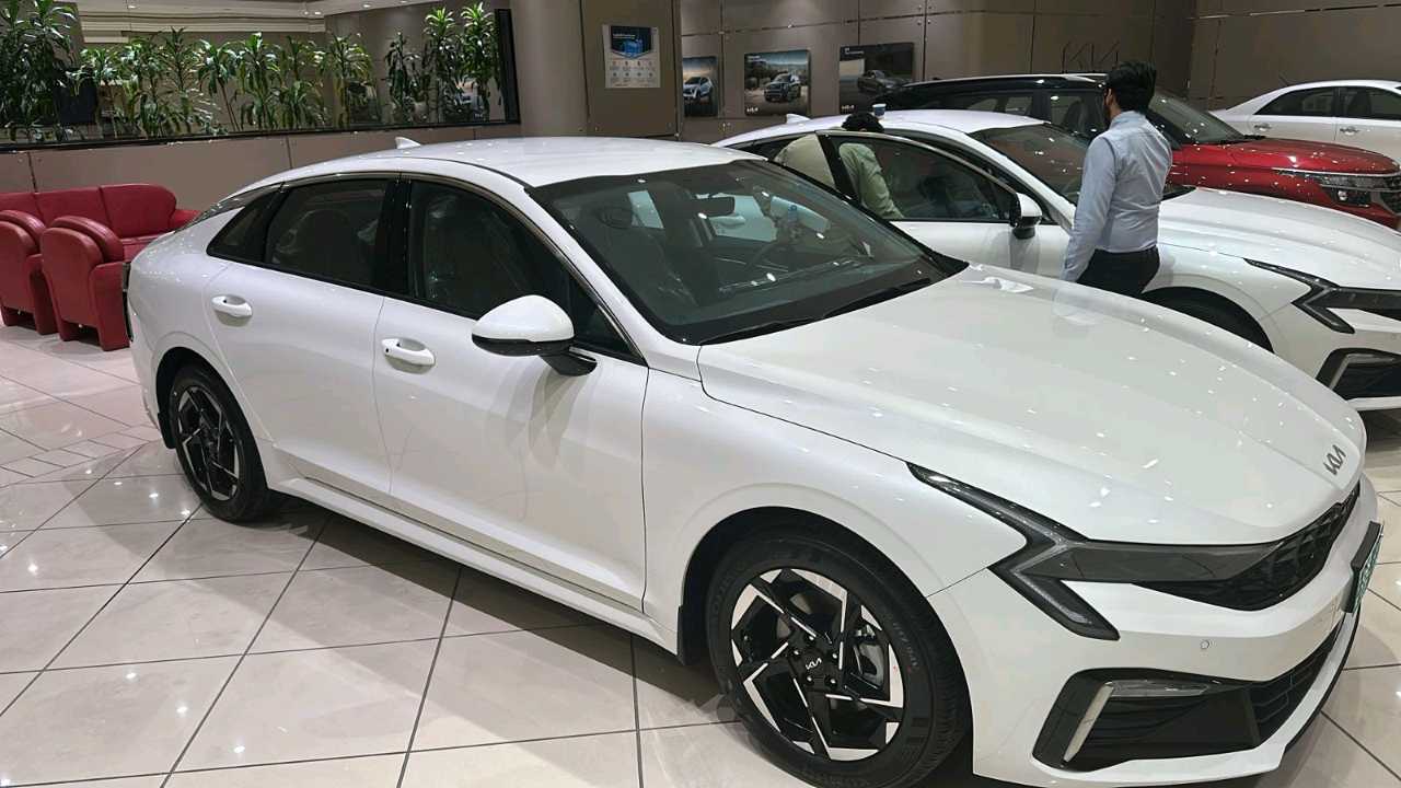 KIA K5 2026