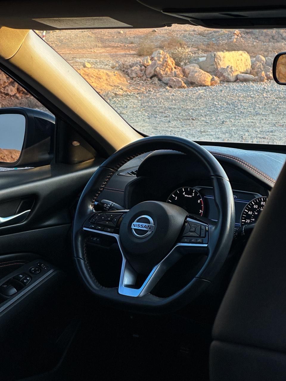 Car Image 2021 NISSAN ALTIMA SR